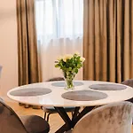 Apartment Stylish With Dedicated Workspace *