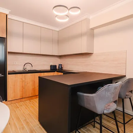Lejlighed Modern With Parking & Workspace *