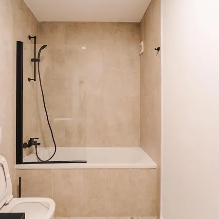 Apartman Stylish With Dedicated Workspace