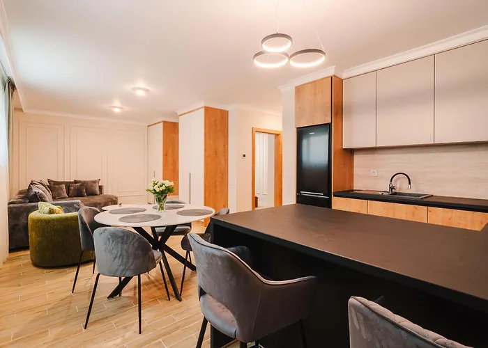 Stylish With Dedicated Workspace * Kluž