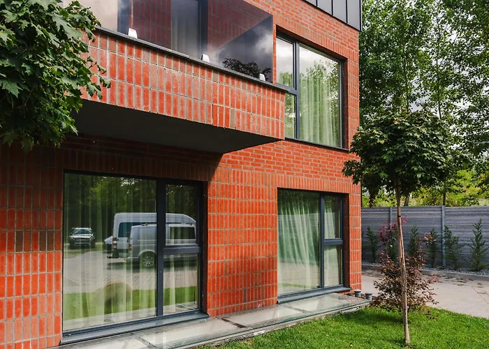 Stylish With Dedicated Workspace Apartmán